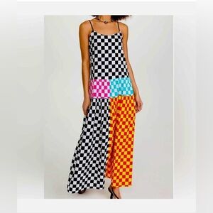 Bruce Glen
NWOT Bruce Glen tiered mixed check dress